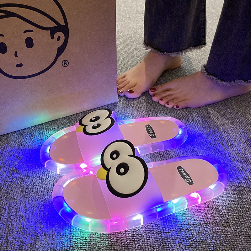 Funny Big Eyes Luminous Slide  - đánh giá và giá Home Bath